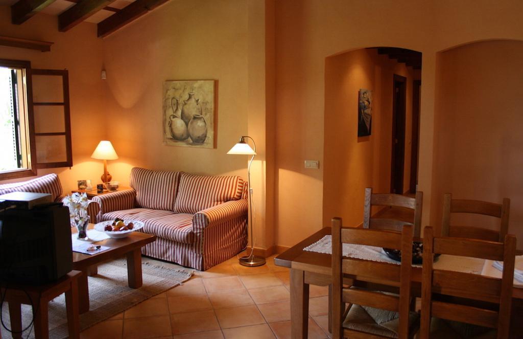 Finca Son Sampoli - Agroturismo Son Sampoli Apartman Llucmajor  Szoba fotó